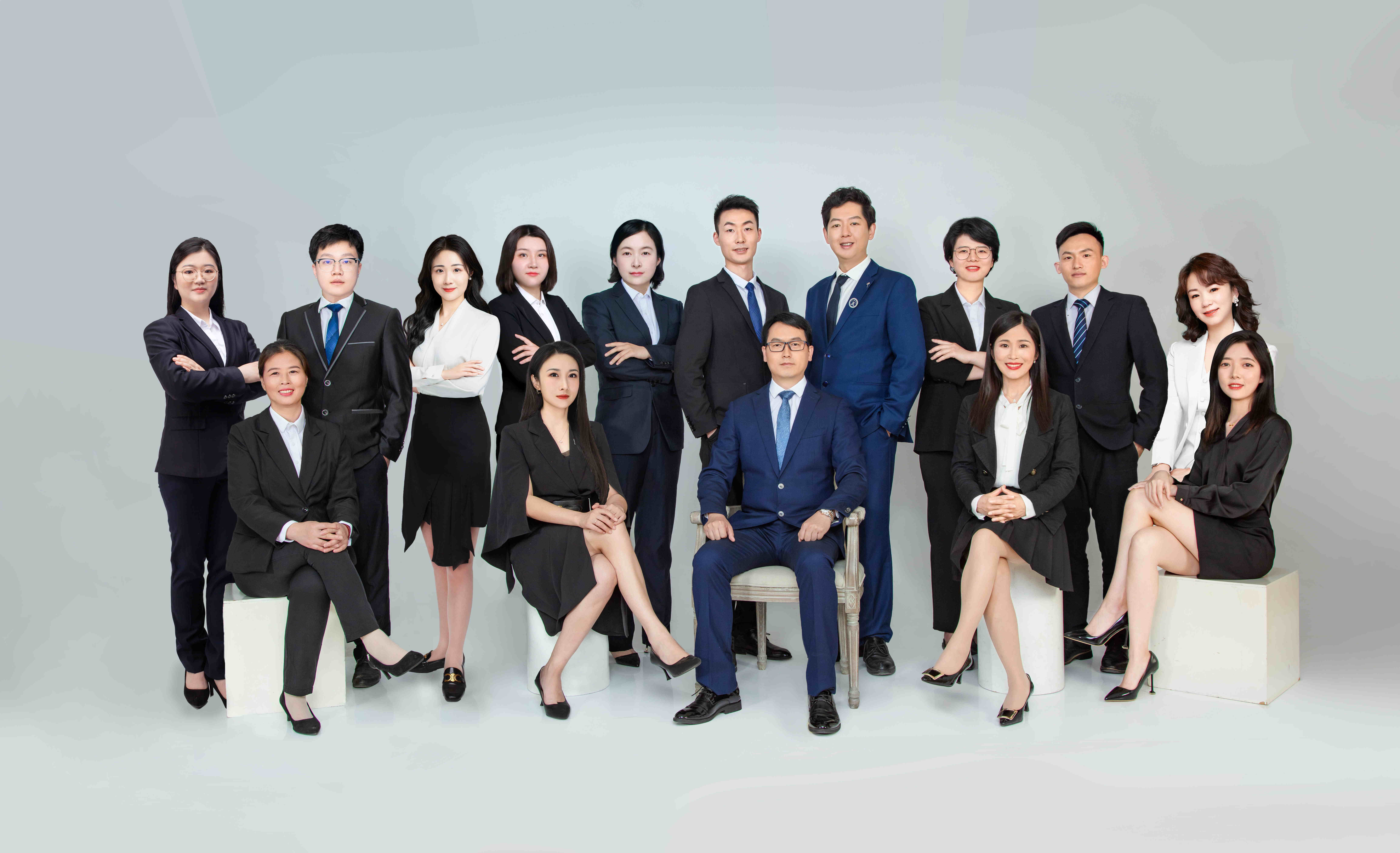 江苏常华律师事务所团队合影